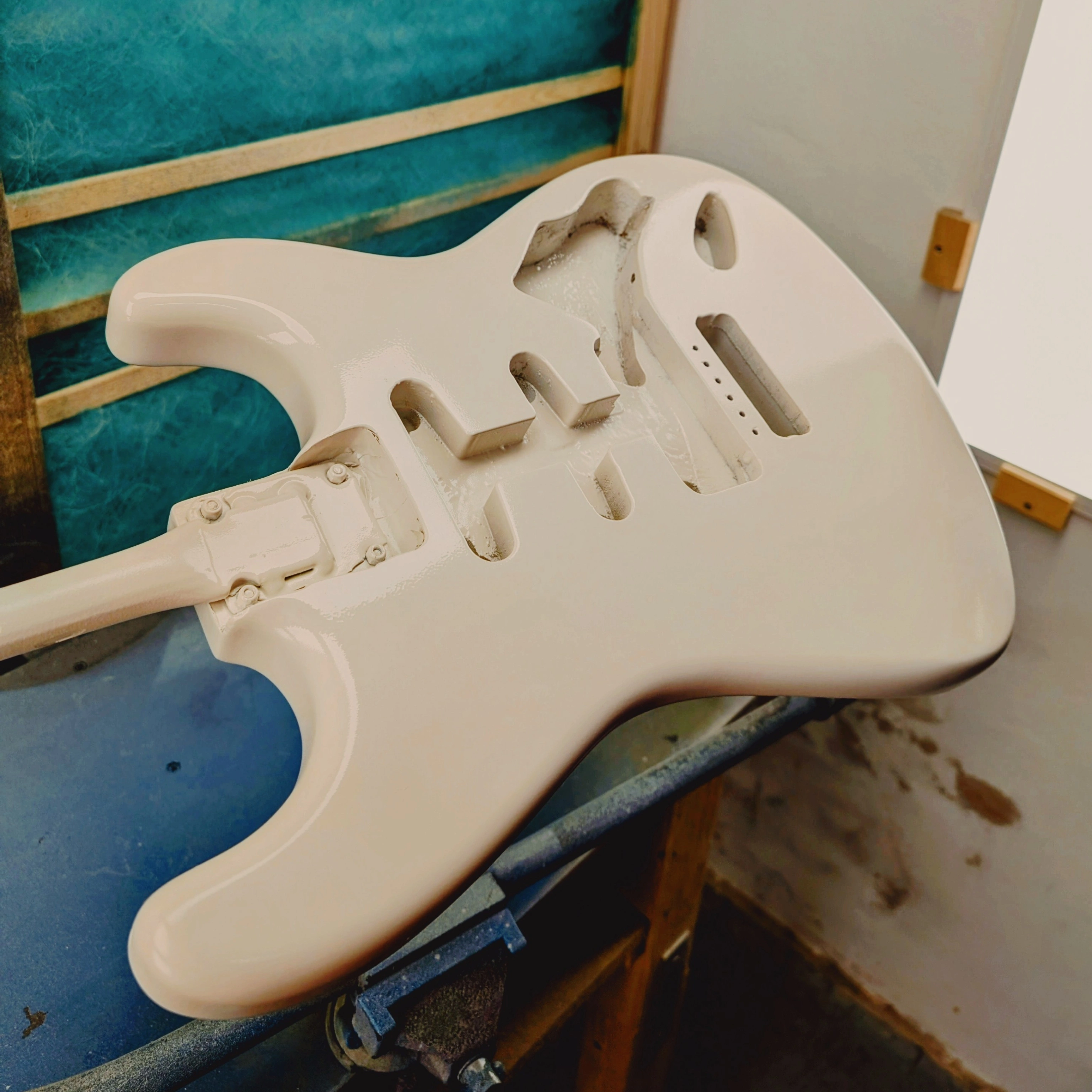 Lackieren einer Stratocaster